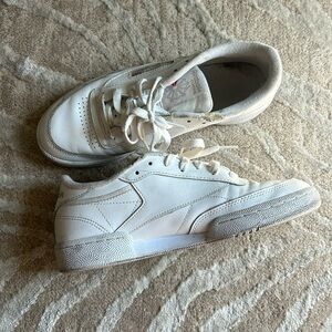 White Reebok Sneakers Size 8.5
